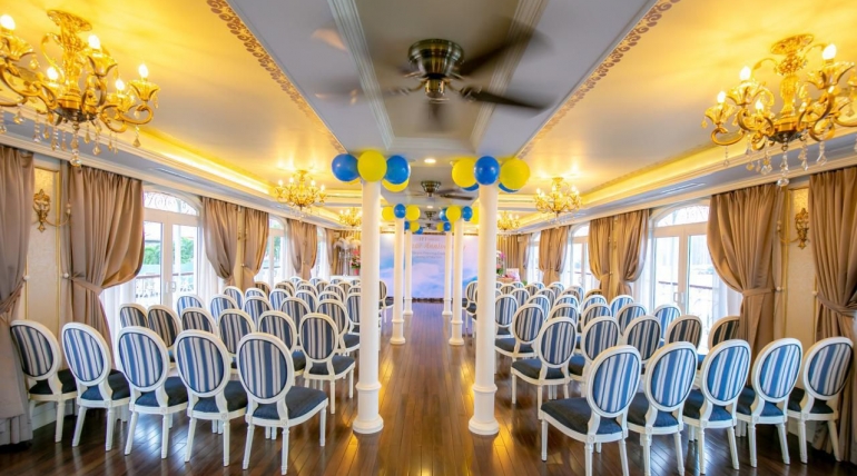 Du Thuyền Bến Thành Princess