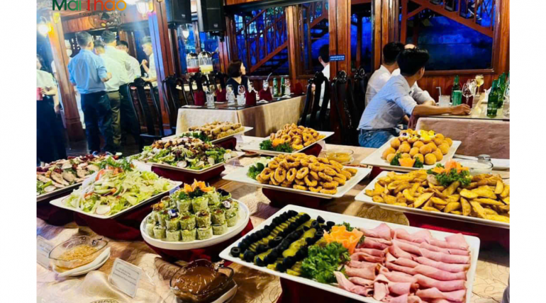 Du thuyền Hòn Ngọc Viễn Đông