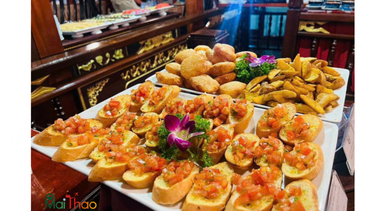 Du thuyền Hòn Ngọc Viễn Đông