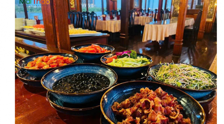 Du thuyền Hòn Ngọc Viễn Đông